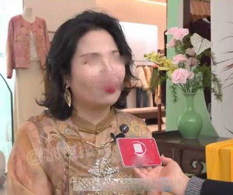 90后单亲妈妈摆摊逆袭 从700元起家到年入千万