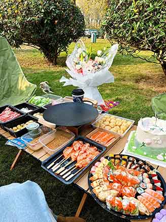 春日户外消费爆发 烧烤采摘成热门