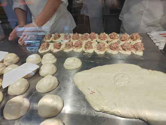 胖东来限购 12 个馒头，为何要出台限购？
