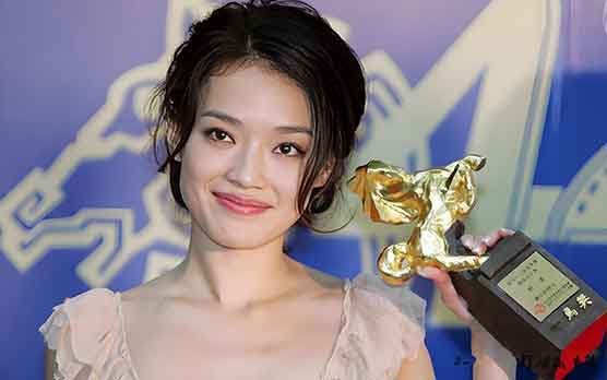 舒淇首执导筒获金像奖新晋导演，29年新人轮回