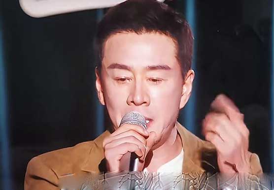 杨坤《歌手》被淘汰
