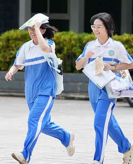 海南高考800分及以上111人