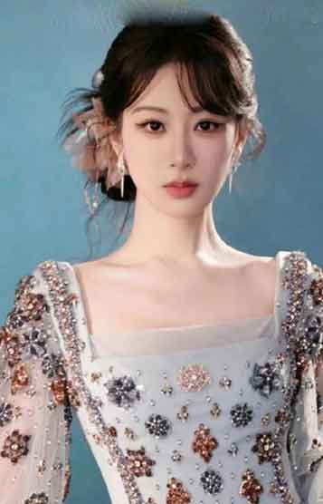 杨紫获白玉兰奖最佳女主