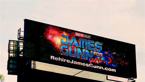 拯救银河！美国迪士尼乐园附近出现重新聘回 James Gunn 广告牌