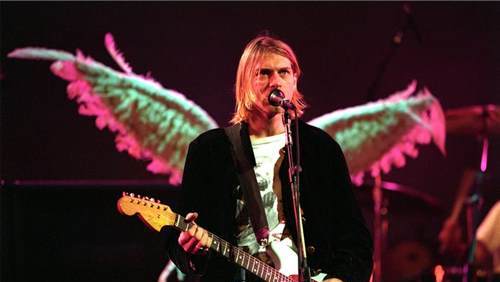 传奇乐团 Nirvana 官方正式上传 1993 年最终演唱会「Live and Loud」现场片段