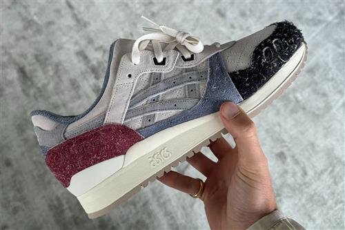 率先近赏 KITH x ASICS GEL LIGHT III 全新联名鞋款