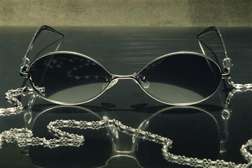 Song for the Mute 推出全新 EYEWEAR 001 眼镜系列