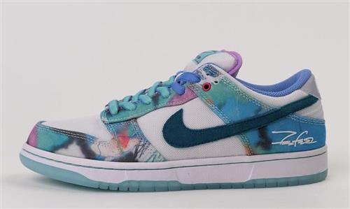 FUTURALABORATORIES x Nike SB Dunk Low 外观曝光