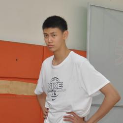 李禄瞳