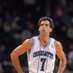 凯利·特里普卡