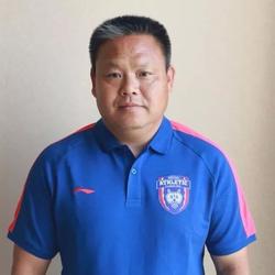 谢育新