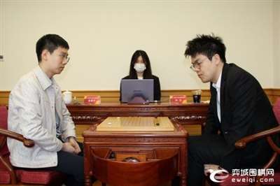 倡棋杯柯洁陈耀烨等晋级八强 卫冕冠军丁浩遭淘汰